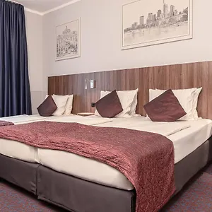 Hotell Ramada By Wyndham Frankfurt Station